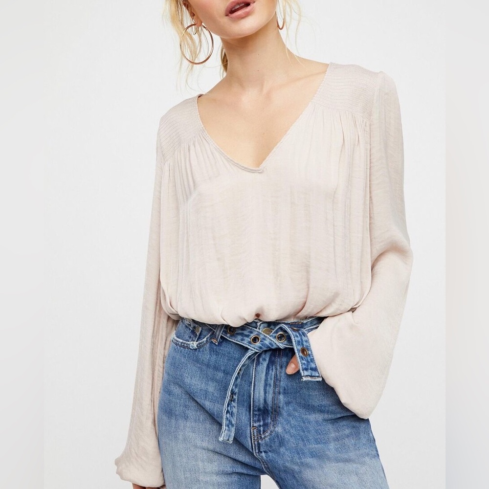 FREE PEOPLE Sz M SMOCKIN' AND ROCKIN' LONG SLEEVE BODYSUIT PINK CHAMPAGNE